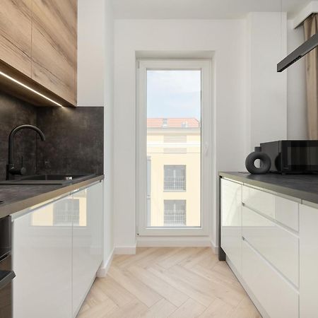 Elegancki Apartament Z Parkingiem Blisko Starego Miasta By Noclegi Renters Wrocław Exterior foto