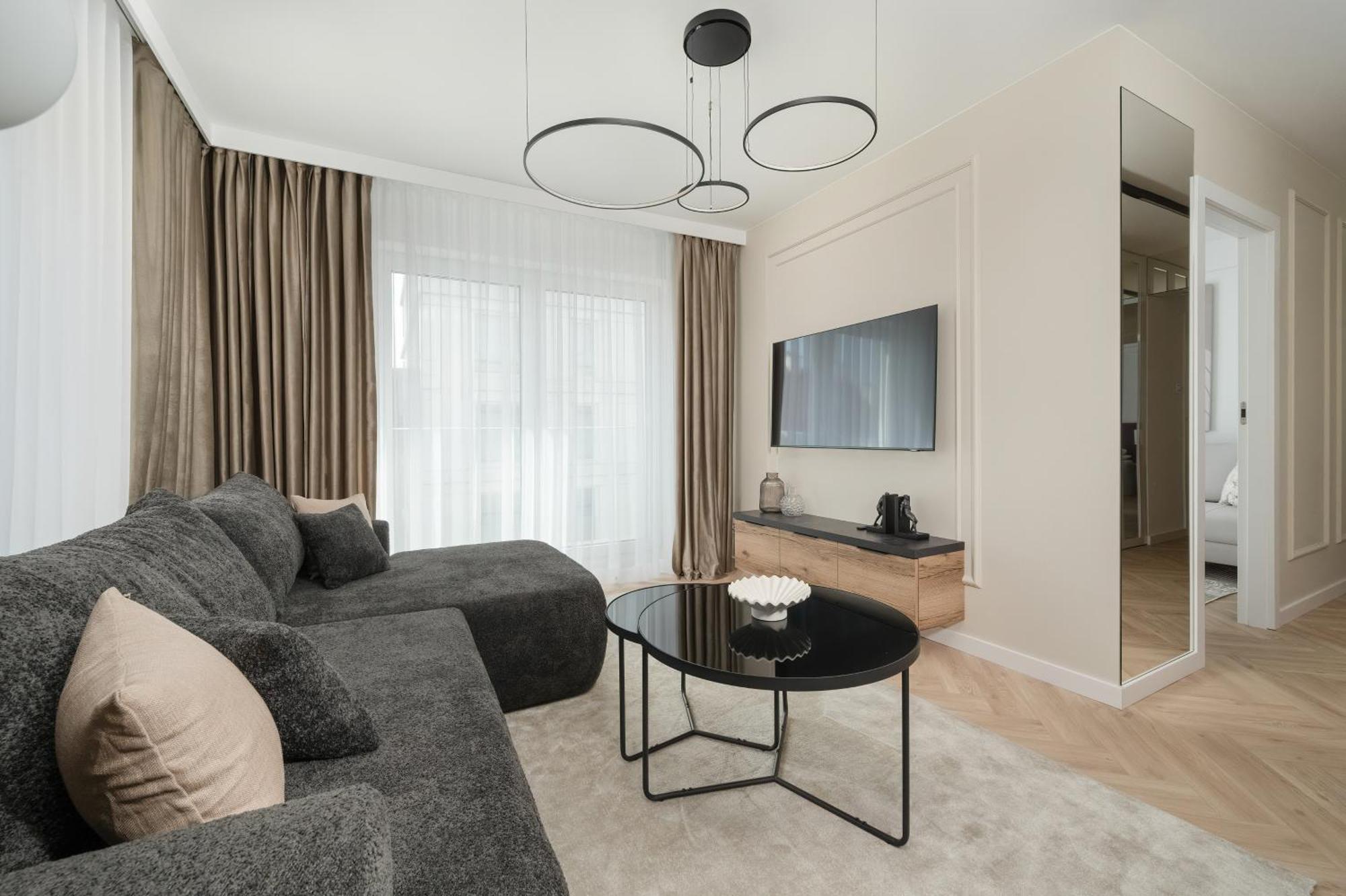 Elegancki Apartament Z Parkingiem Blisko Starego Miasta By Noclegi Renters Wrocław Exterior foto