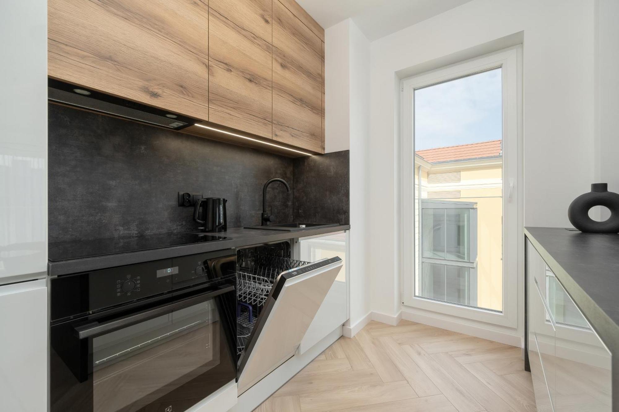 Elegancki Apartament Z Parkingiem Blisko Starego Miasta By Noclegi Renters Wrocław Exterior foto